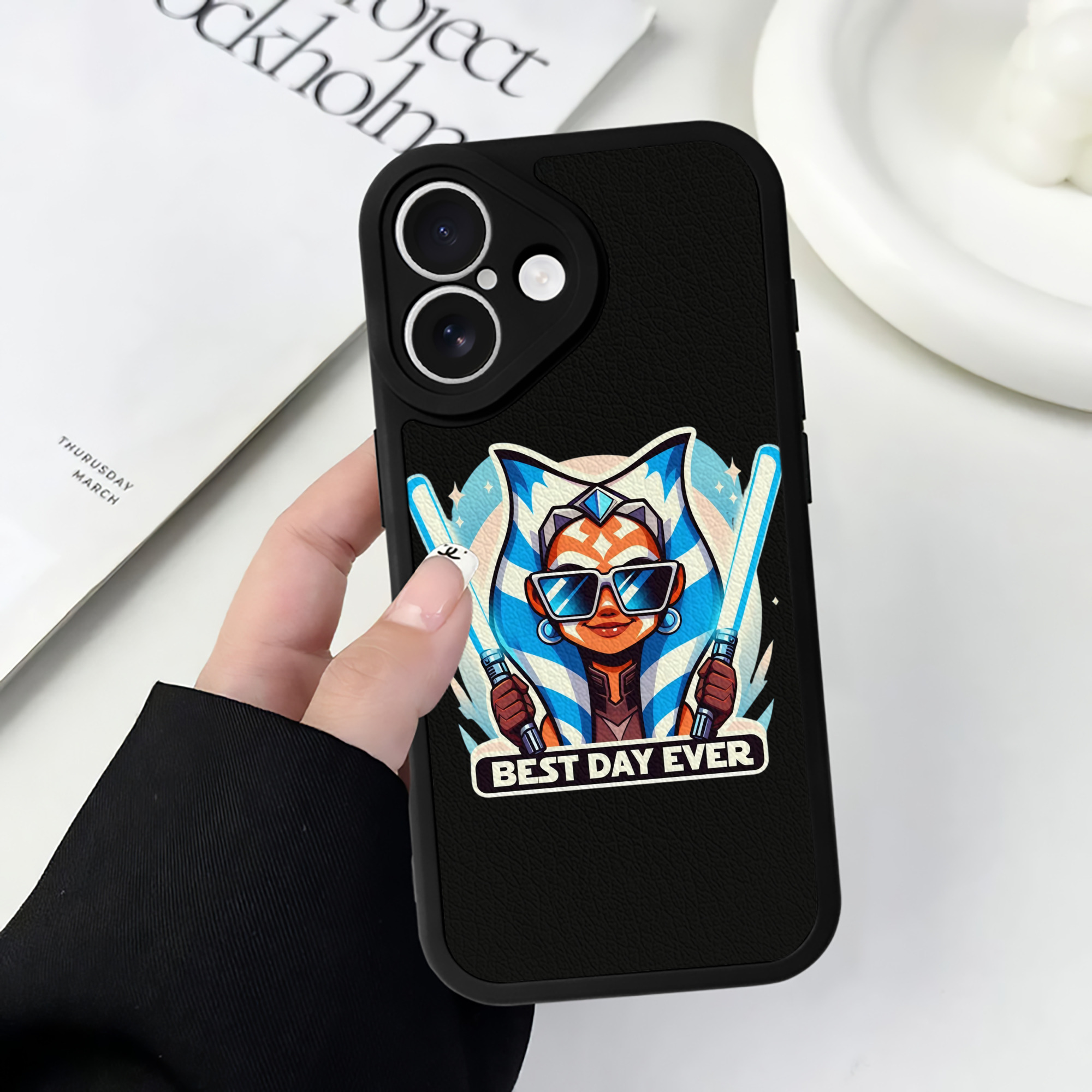 （画像用） スター・ウォーズ Star Wars 【iPhone 16シリーズ対応】シリコンスマホケース（レザー調） 材質：シリコン